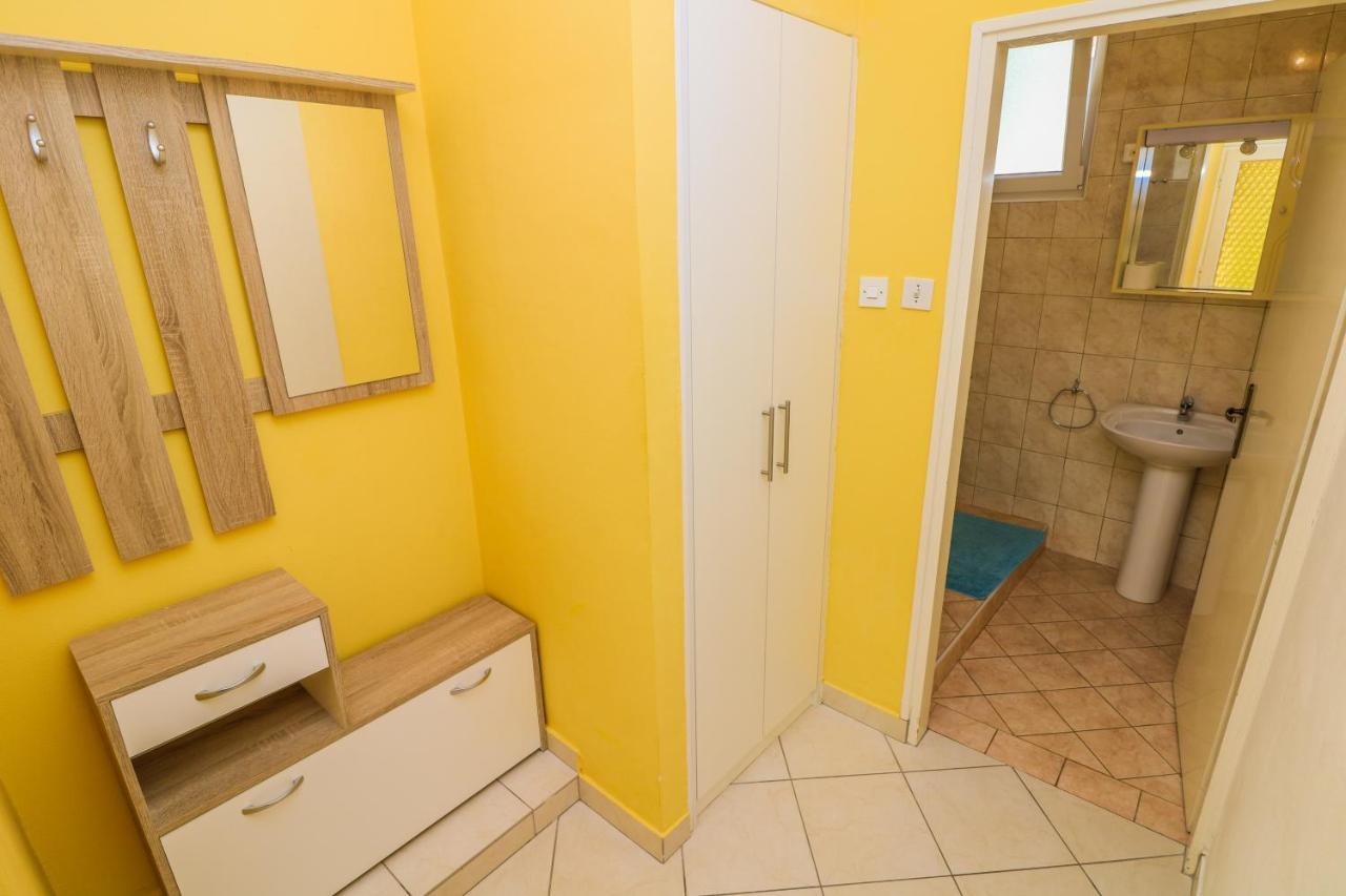 Double Rooms With Terrace Tomica Baska  Exterior photo